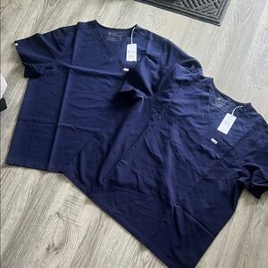 Men's Navy 3XL Figs scrub tops